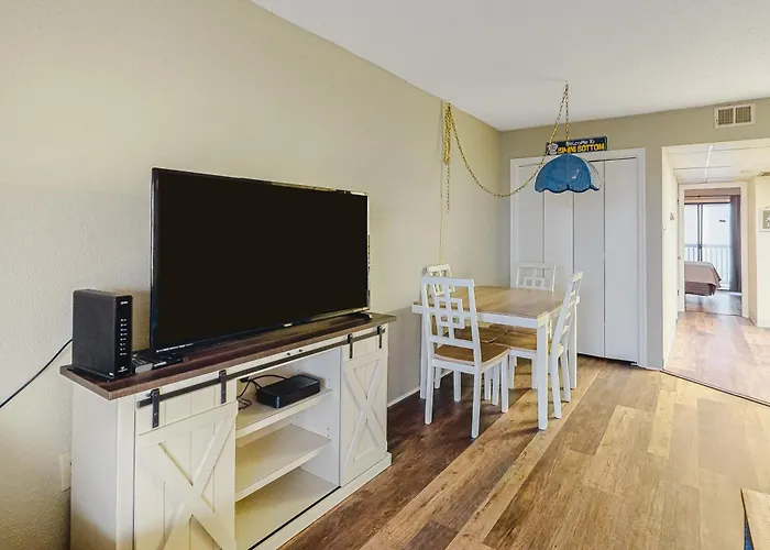 Sea 302 Apartment